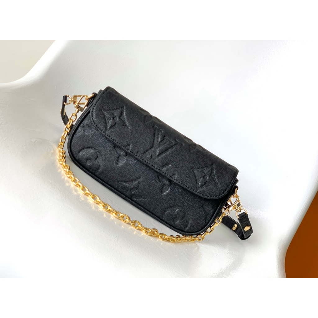 LV M82210 meter white M82154 black M82211 gray Wallet on Chain Ivy handbag crossbody bag