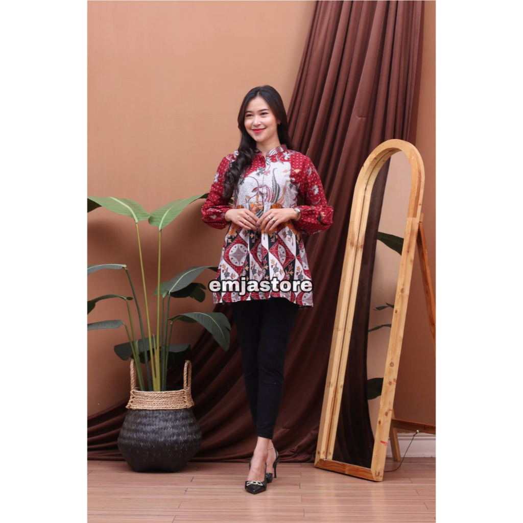 ATASAN BLUS LENGAN BALON MOTIF AYAM