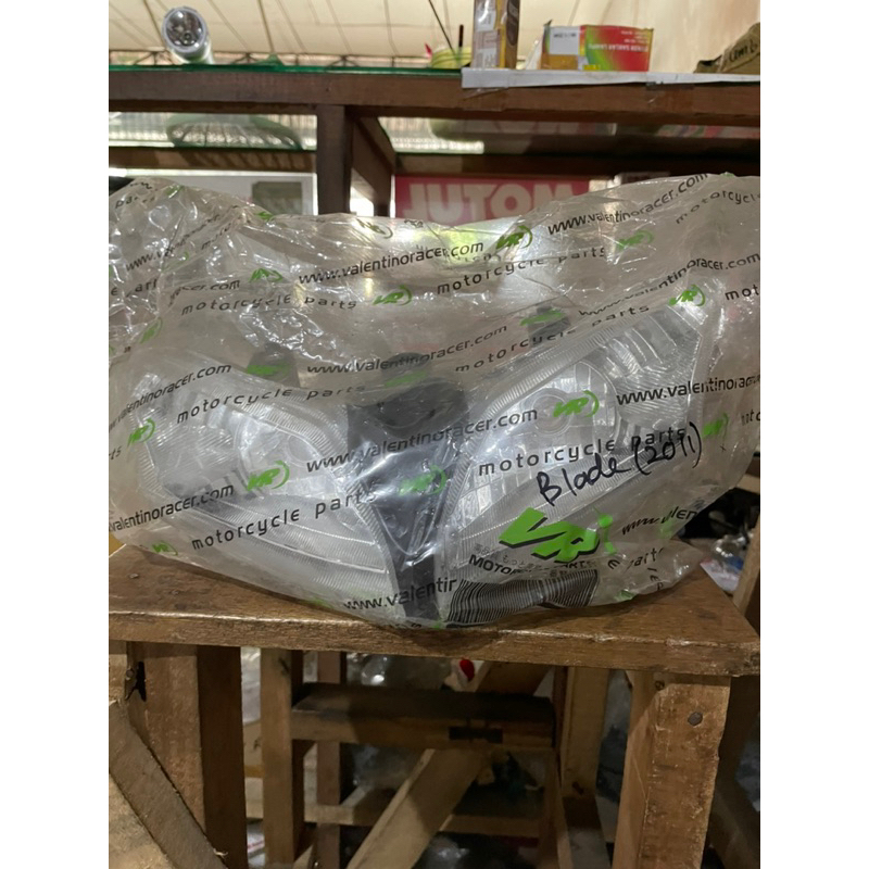 Reflektor Depan blade 125 / Lampu depan blade 125