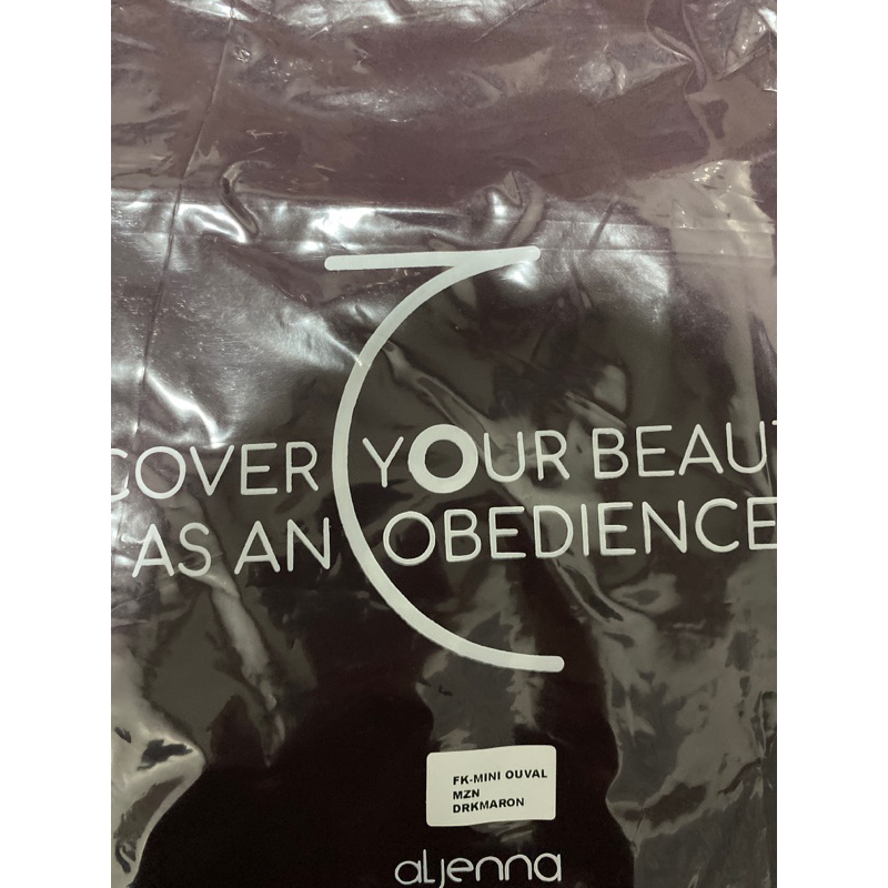 FK Mini Ouval Aljenna Dark Maroon