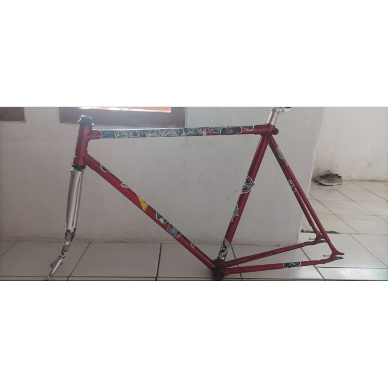 Frameset fixie classic taiwan + barset