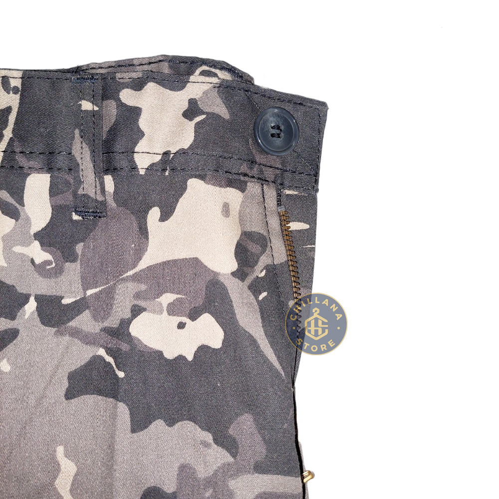 Cargo Loreng Tentara Pendek / Camo Cargo Shorts