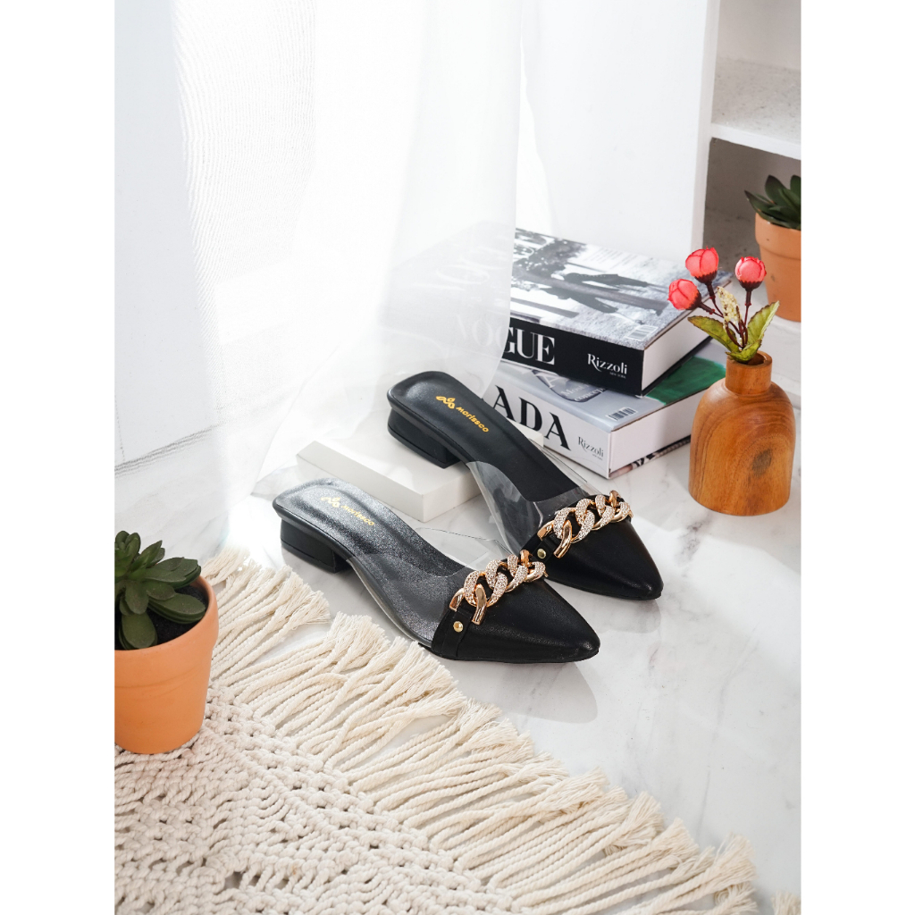 Sandal Heels Wanita Mules Strap Rantai B-CK 10