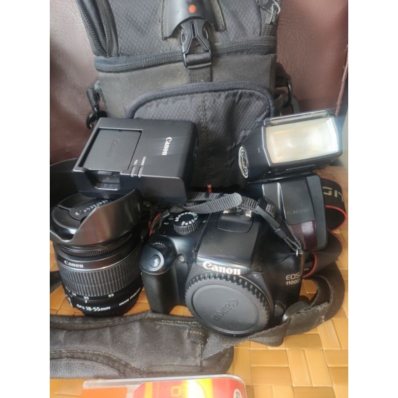 Camera Canon DSLR 1100 Kamera Komplit Tas Flash Charger dan Box