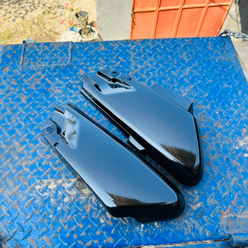 cover box bok aki astrea grand tutup aki tepong aki honda astrea grand legenda impresa HITAM