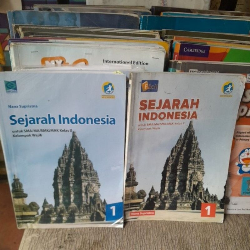 buku sejarah indonesia untuk SMA kelas 10 wajib revisi penerbit GRAFINDO &amp; Facil