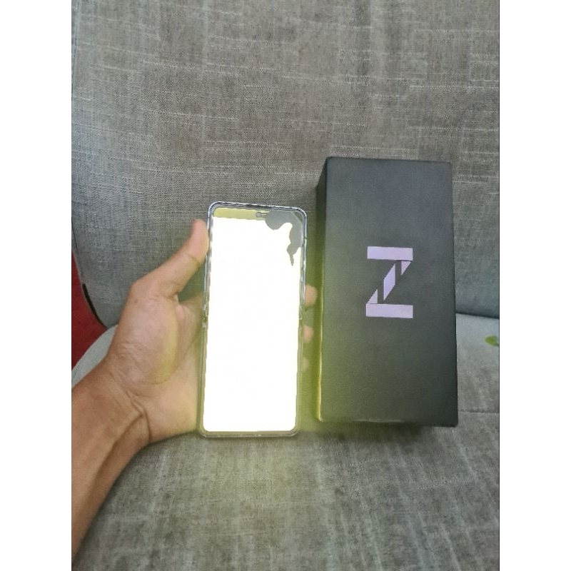 Samsung Z Flip 1 Minus LCD