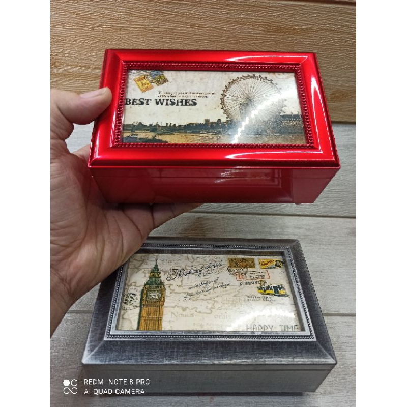 kotak musik frame vintage