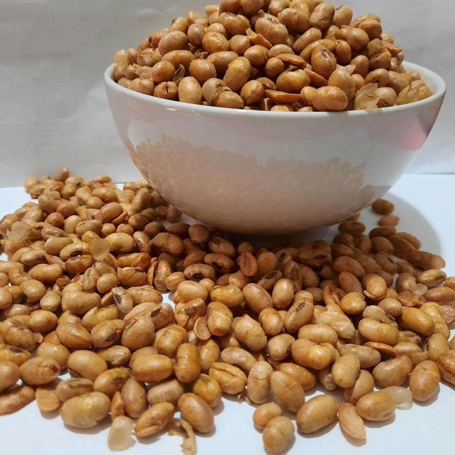 

Kacang Kedelai Panggang/KACANG KEDELAI GORENG GURIH ASIN RENYAH ISI 250gr/500gr