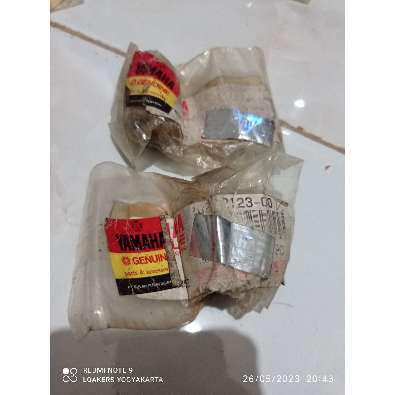 Bosh swing arm yamaha v75 v80 L2super nos original