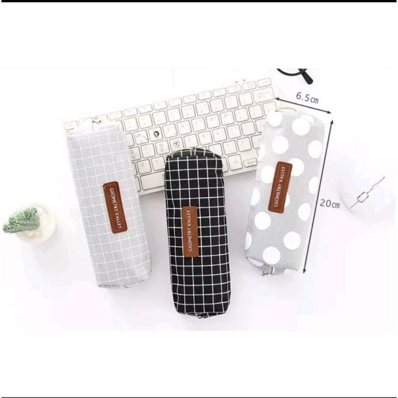 

tempat pensil Geometry Valley