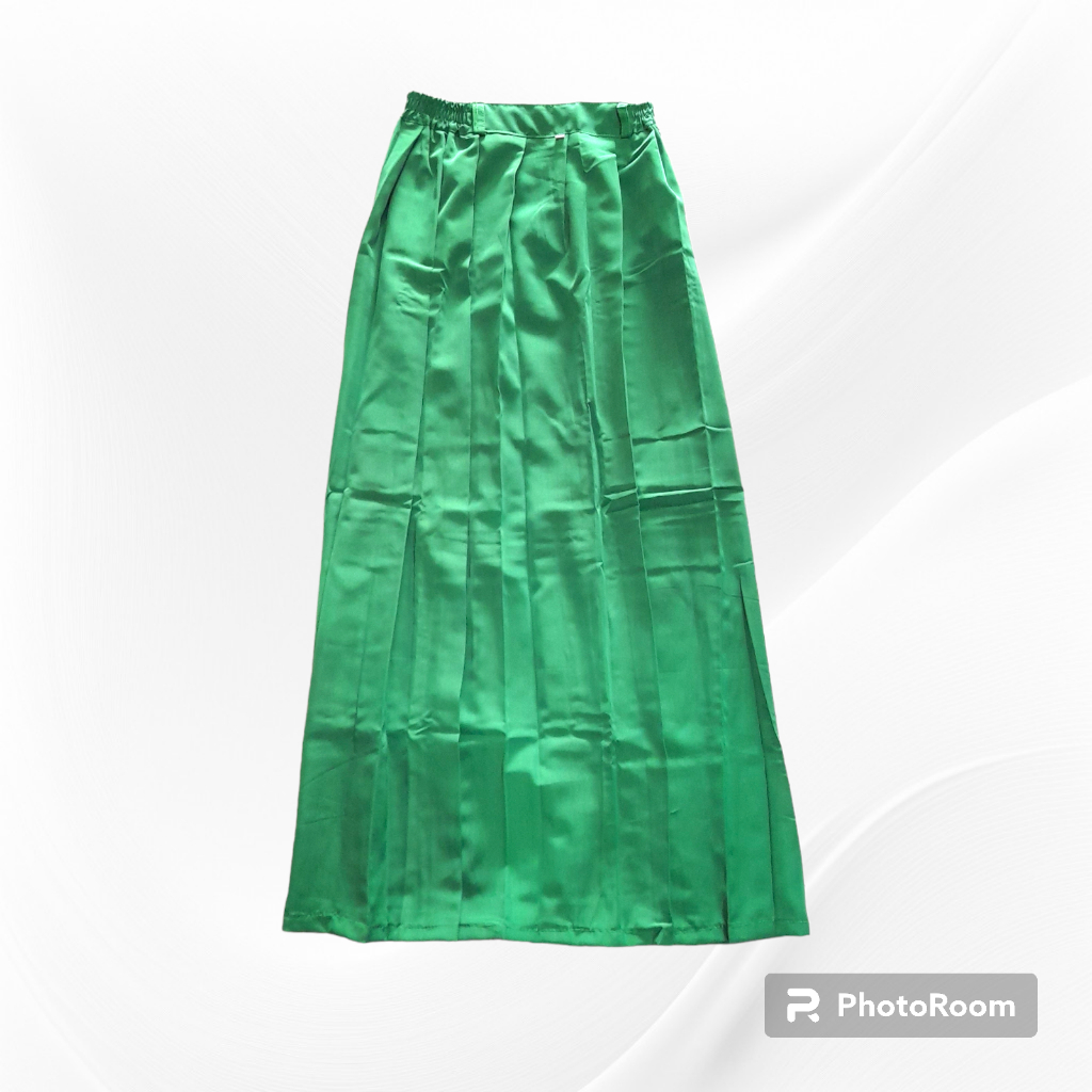Rok Rempel Hijau Bahan Licin MI/SD