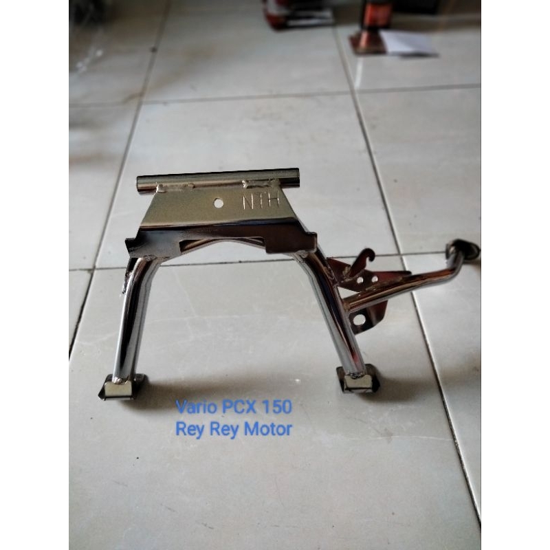 Standar 2/Tengah Chrome Vario 125-150 Led/PCX Ring 17