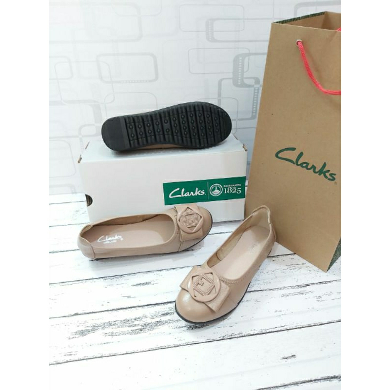 SEPATU CLARKS RG 7259 FLAT WOMEN SHOES