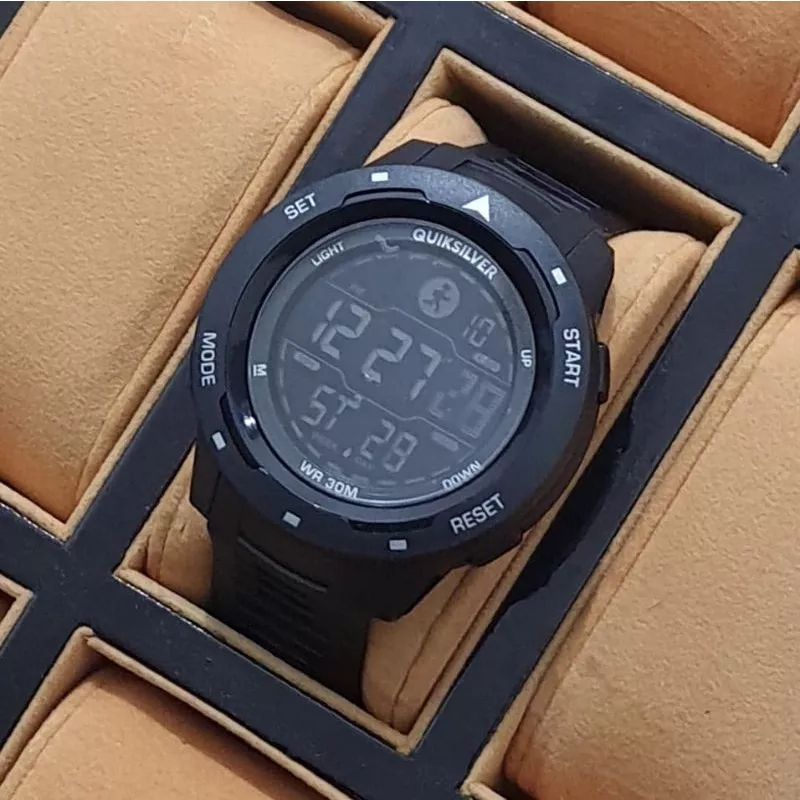 JAM TANGAN PRIA QUIKSILVER DRONE TERBARU BEST QUALITY