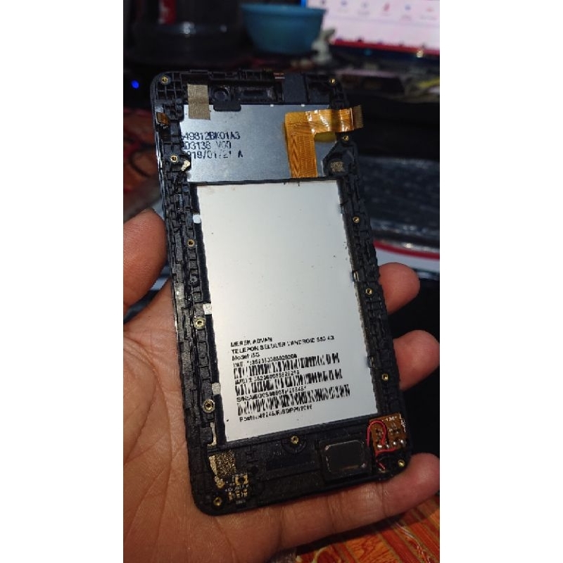 TULANG TENGAH DAN LCD ADVAN S50 4G Model i5G , Baca Deskripsi