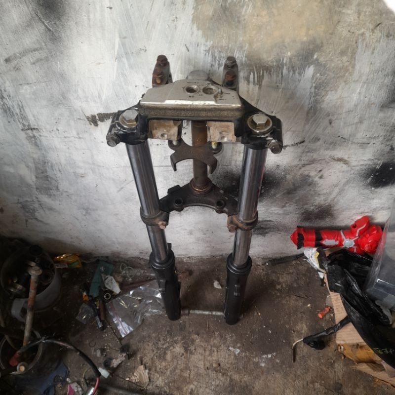 skok depan tiger revo