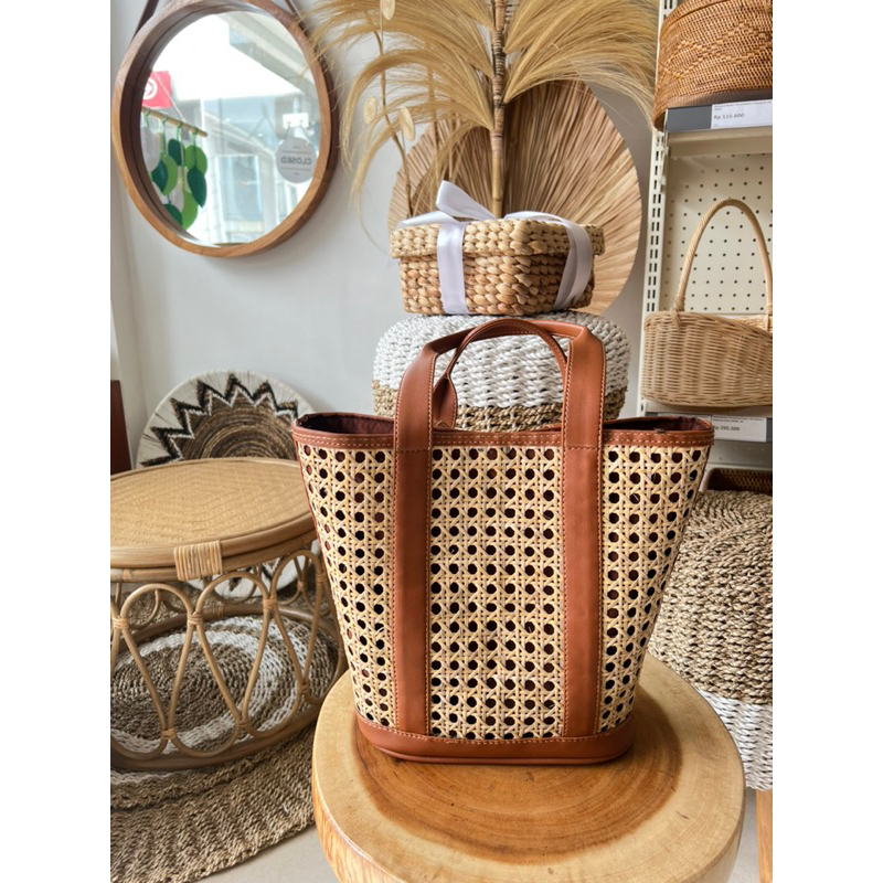 Tas Anyaman Rotan / Tas Kerajinan Rotan / Tas Estetik / Tas Amara Rattan