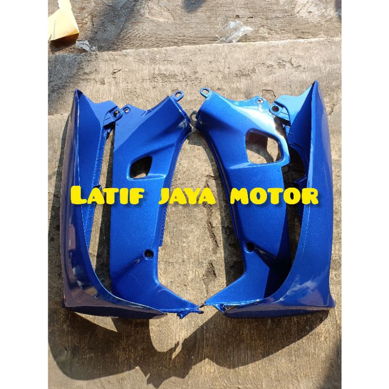 cover leksil sayap Supra fit lama biru