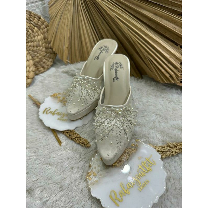 Sepatu wedding pesta Cantik anggun Ivory 9cm tahu
