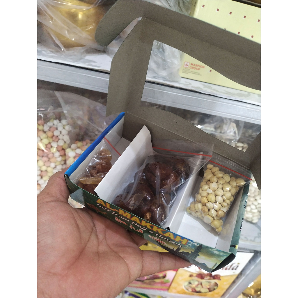 Paket oleh oleh haji dan umroh mengutamakan kualitas Minim 10 box