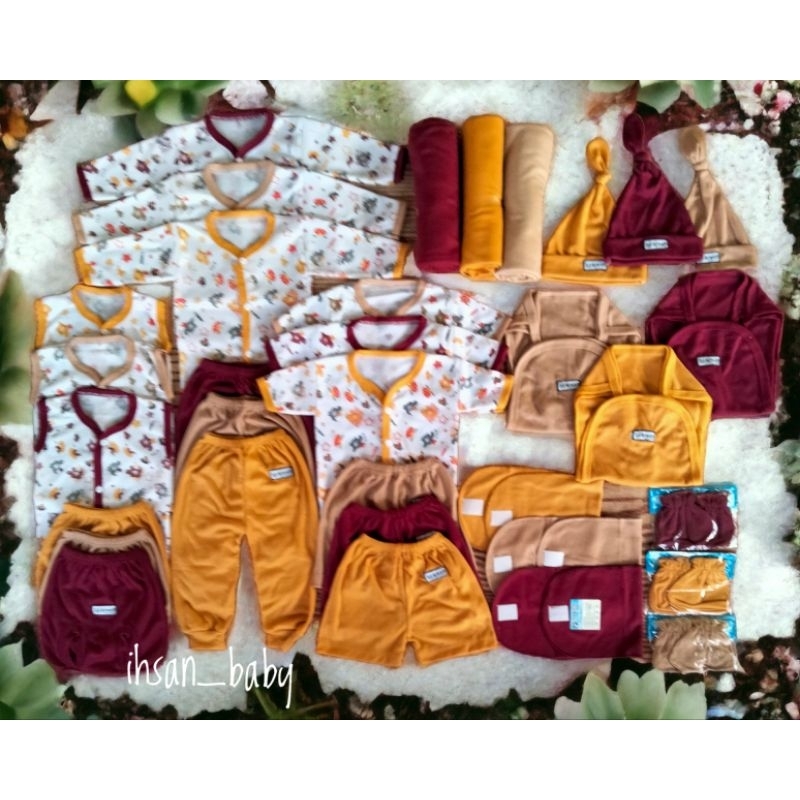 PAKET HEMAT BAJU BAYI BARU LAHIR 39 PCS PUTIH KOMBINASI