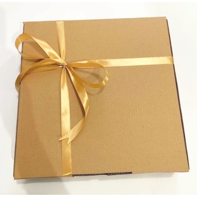 

Kotak Hampers Coklat