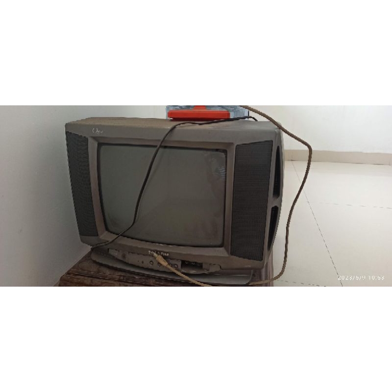 TV  sharp 14 inch