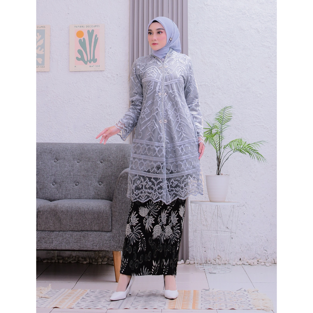 Vanriz Kebaya-Kebaya Tunik Tile Sapto Kinara Full Paet