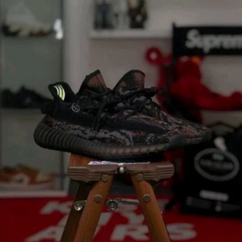 Adidas Yeezy Boost 350 V2 &quot;MX Rock&quot;