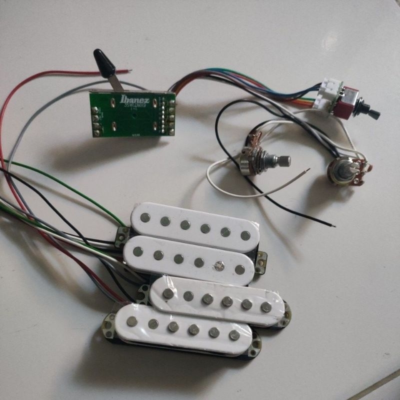 set Pickup Gitar elektrik Ibanez AZ Essential HSS spul gitar kabel switch wiring