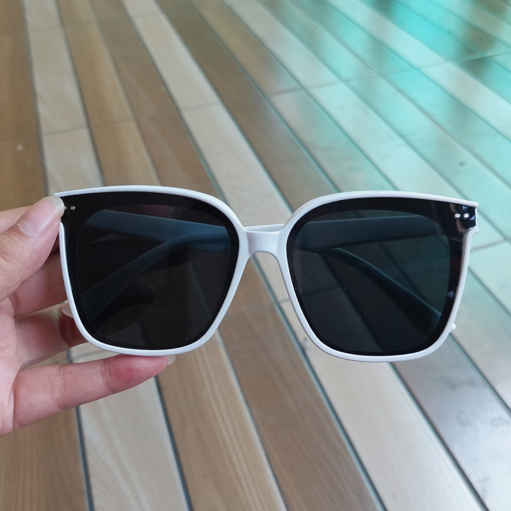 NEW VIRAL KACAMATA GAYA TRENDY JAMAN SEKARANG PRIA WANITA FREE BOX DAN LAP CEWEK COWOK UNISEX SUNGLASS KEREN - SPRING STYLE