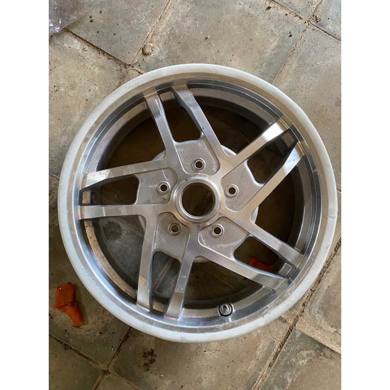 velg gscooter ring 12 || vespa matic vespa classic vespa sprint vespa primavera