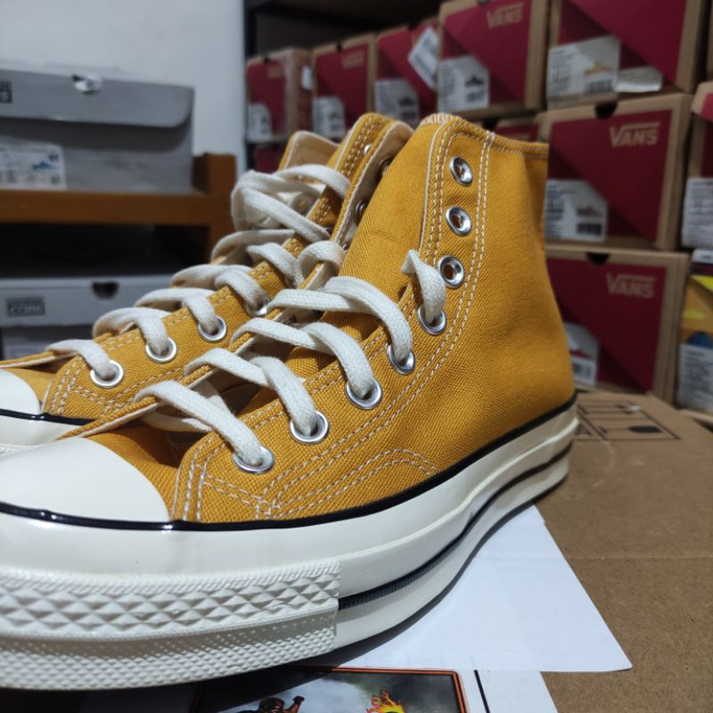 CONVERSE CHUCK 70S HI SUNFLOWER YELLOW ORIGINAL RESMI PT.MAP