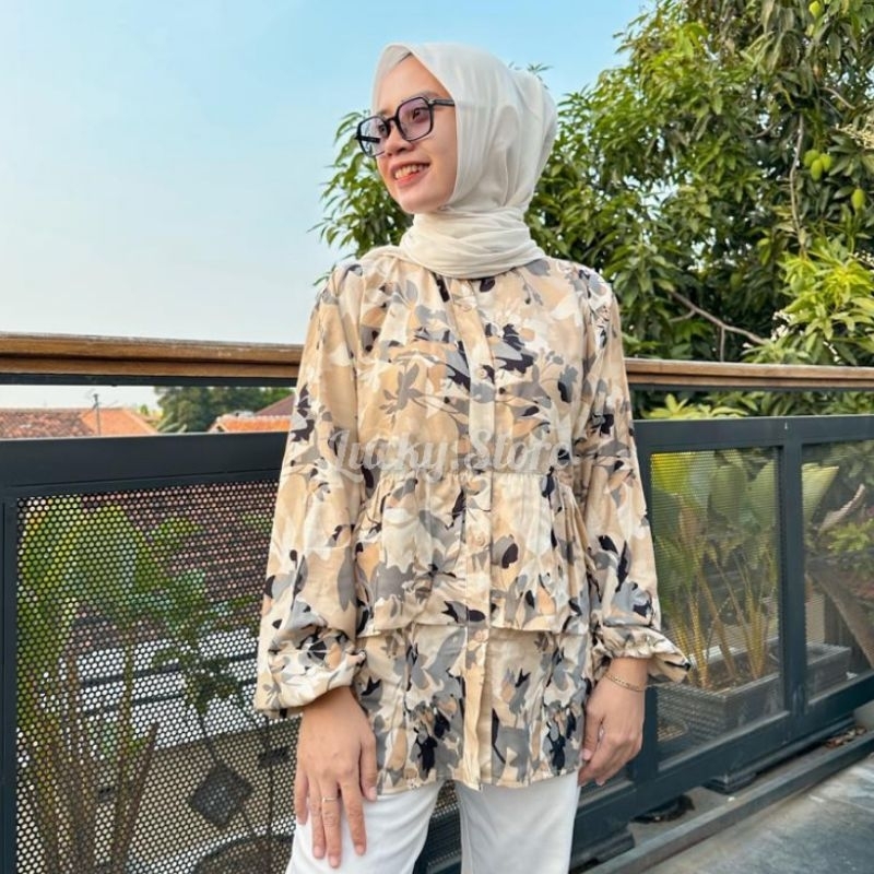 SHARENA BLOUSE RAYON MOTIF