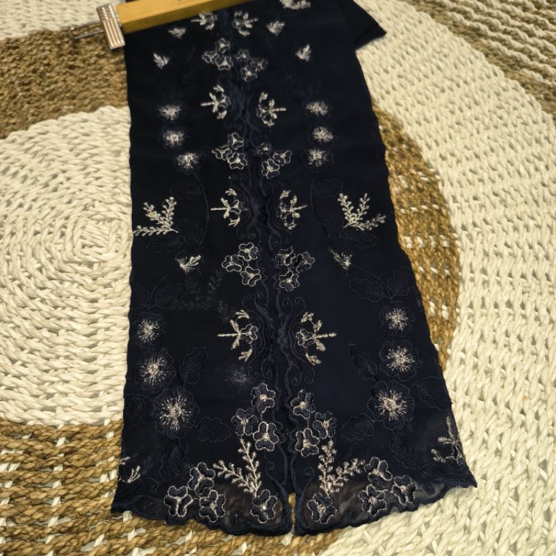 Kain kebaya bordir kupu kupu Terbaru