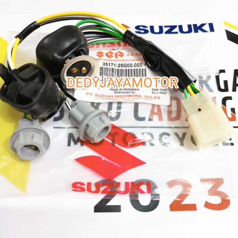 Fiting Lampu Depan Suzuki Satria fu 150 Thailand Original 35171-25G00-000 Fiting socket lampu depan Suzuki Satria fu 150 Thailand original Suzuki genuine parts