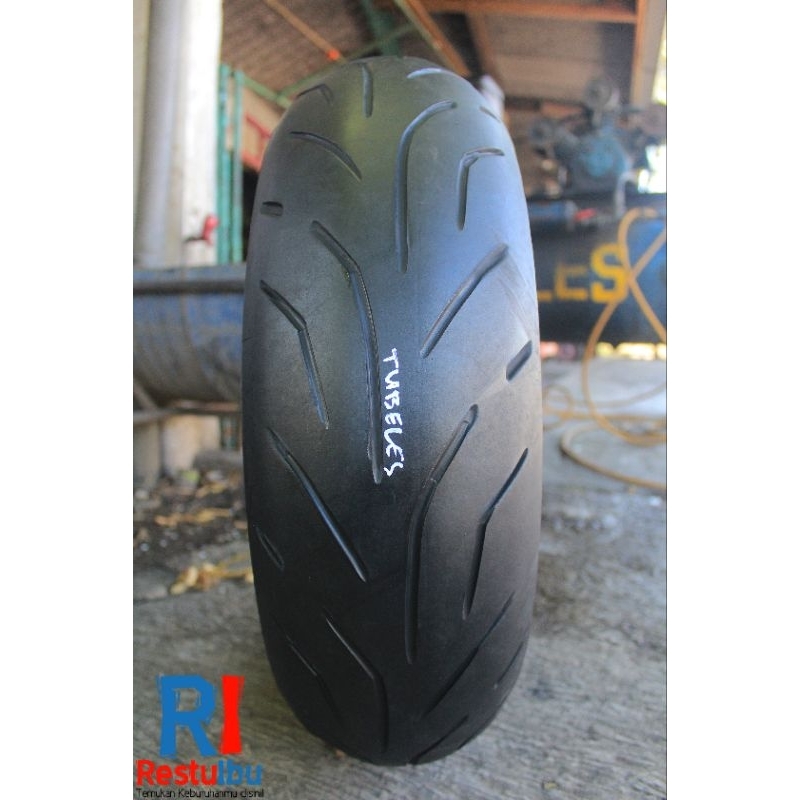 Ban Tubeles Bridgestone Battlax S20R 160/60ZR17 (160/60-17)