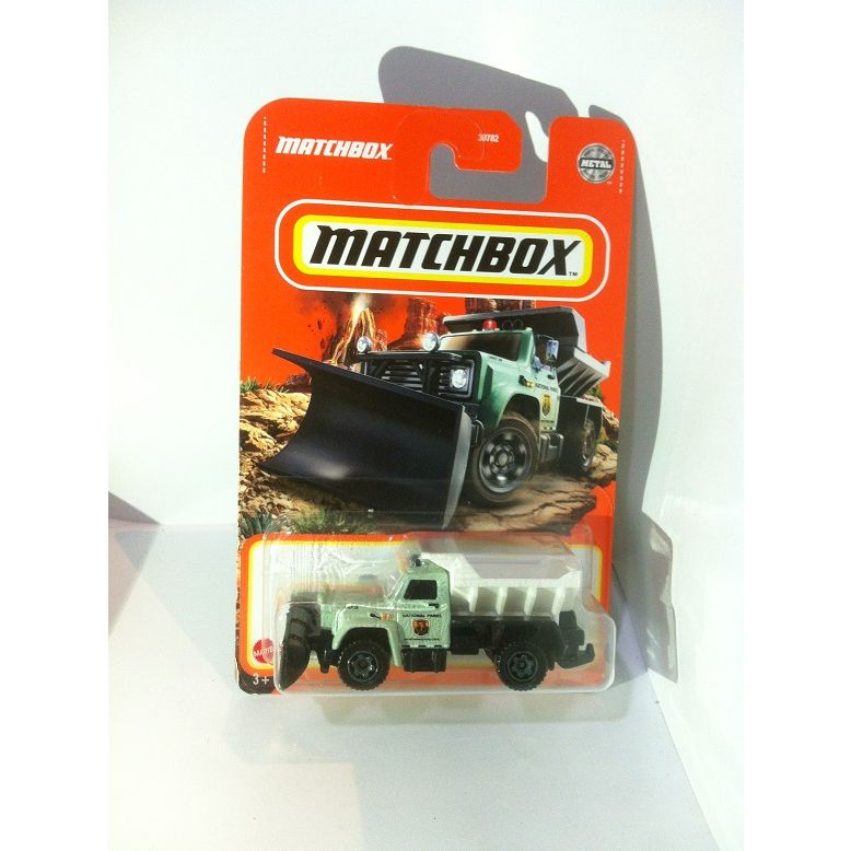 Matchbox. 2022 MBX Off-Road - 19. Highway Maintenance Truck Plow Master 6000 by MATTEL
