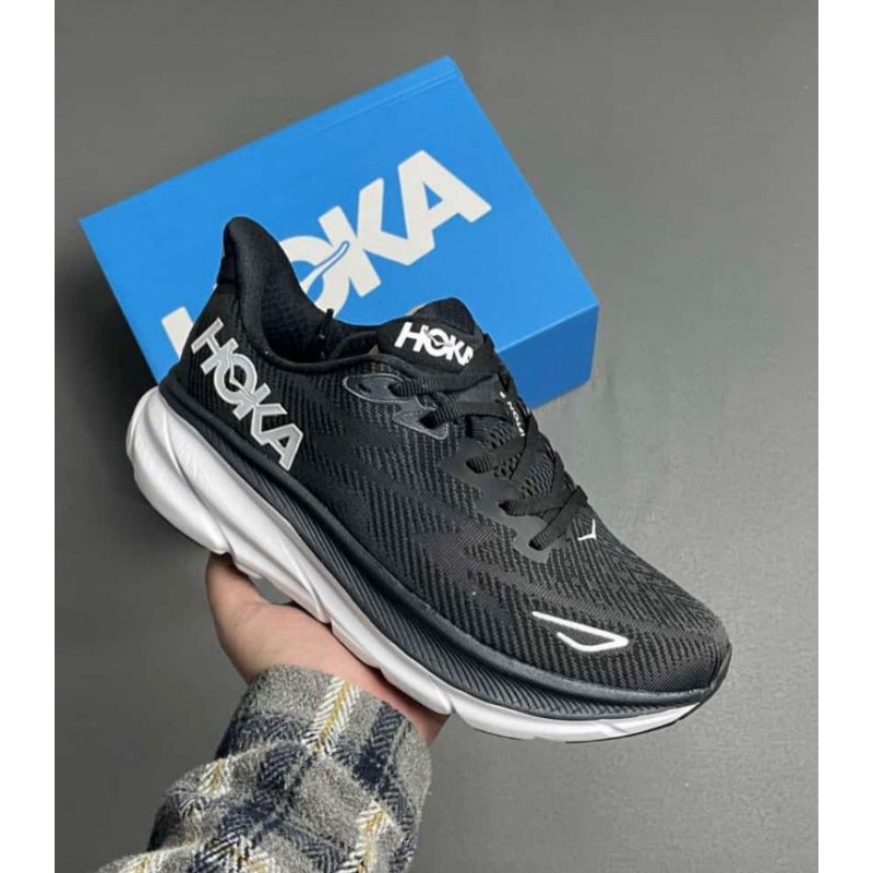 HOKA CLIFTON 9 BLACK WHITE