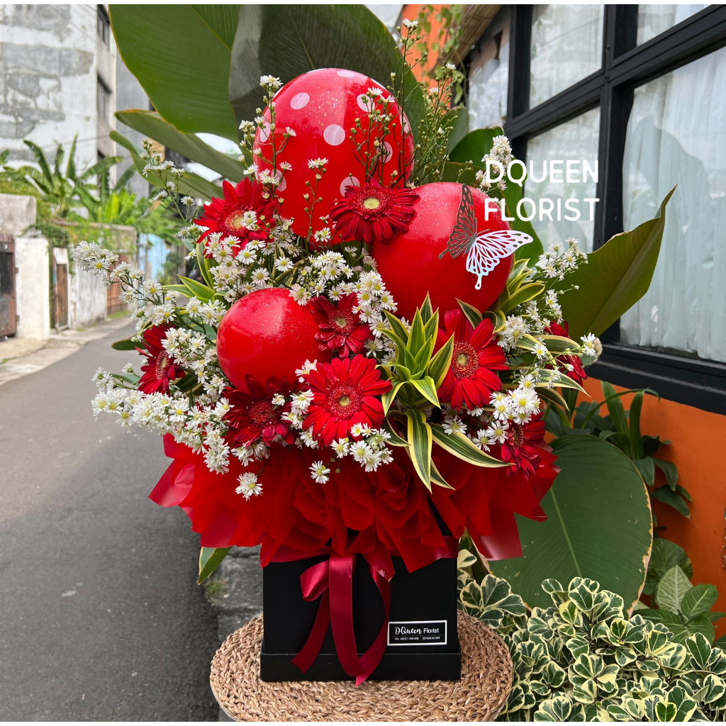 Dqueen Florist - Bunga Box Gift Karangan Bunga Nuansa Merah Sepecial Custom