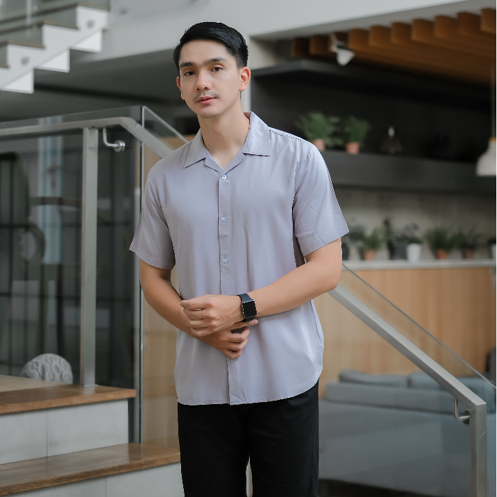 STYLELAKI Kemeja Pendek Rayon Pria Kemeja Hawai Polos