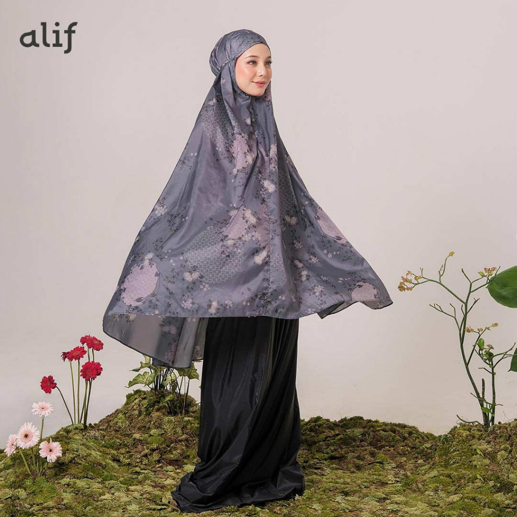 ALIF MUKENA MINI MOTIF PARASUT PREMIUM KOREA TRAVEL - CAMELIA IN BLACK ( MKN-206 )