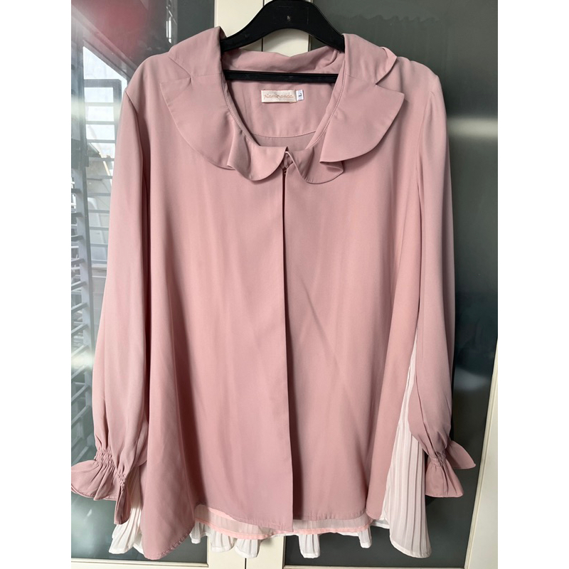 [PRELOVED] Outer Ria Miranda pleats warna pink putih