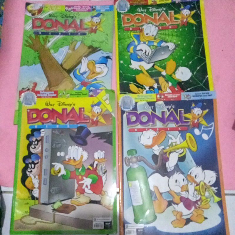 buku donal bebek yg tipis