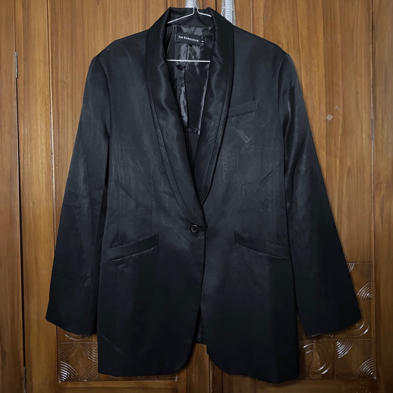 Preloved/Second Stuff Blazer Wanita The Executive