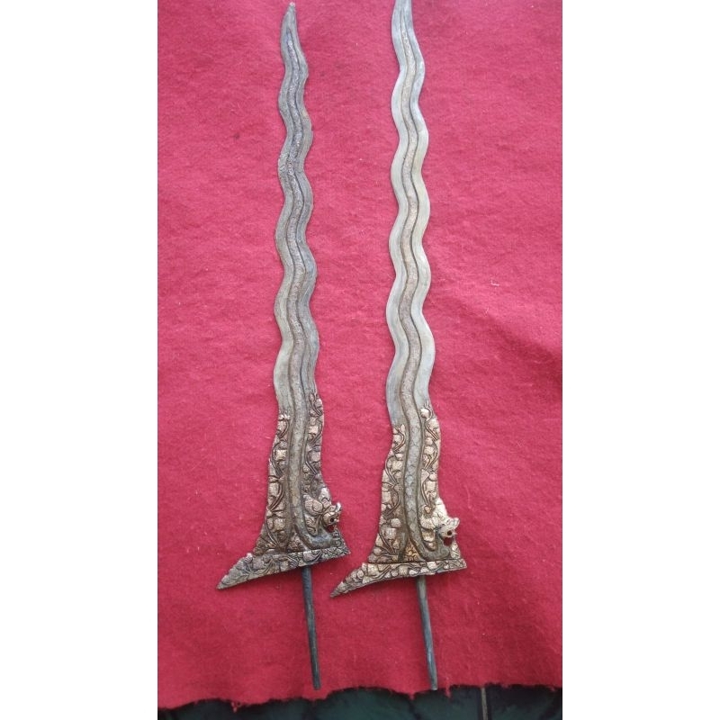 keris nogo rojo kinatah