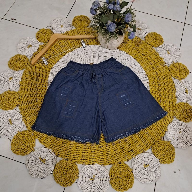 Celana Hotpants Jeans Sobek Rawis Jumbo Nyaman || Celana Jeans Sobek Rawis Jumbo Pinggang Elastis
