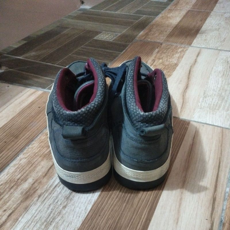 SEPATU ENGBERS