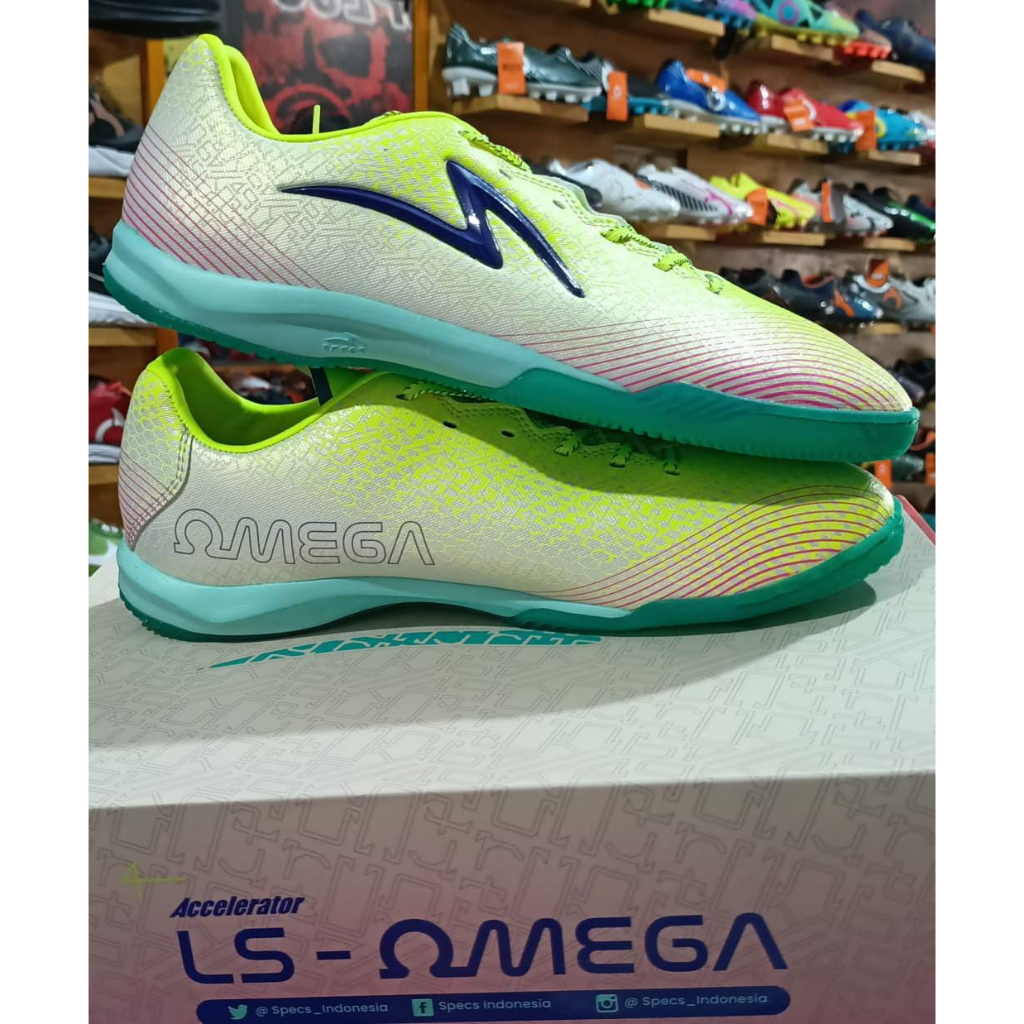SPECS ACCELERATOR LS OMEGA IN RUNTUBOY CLOUD CREAM